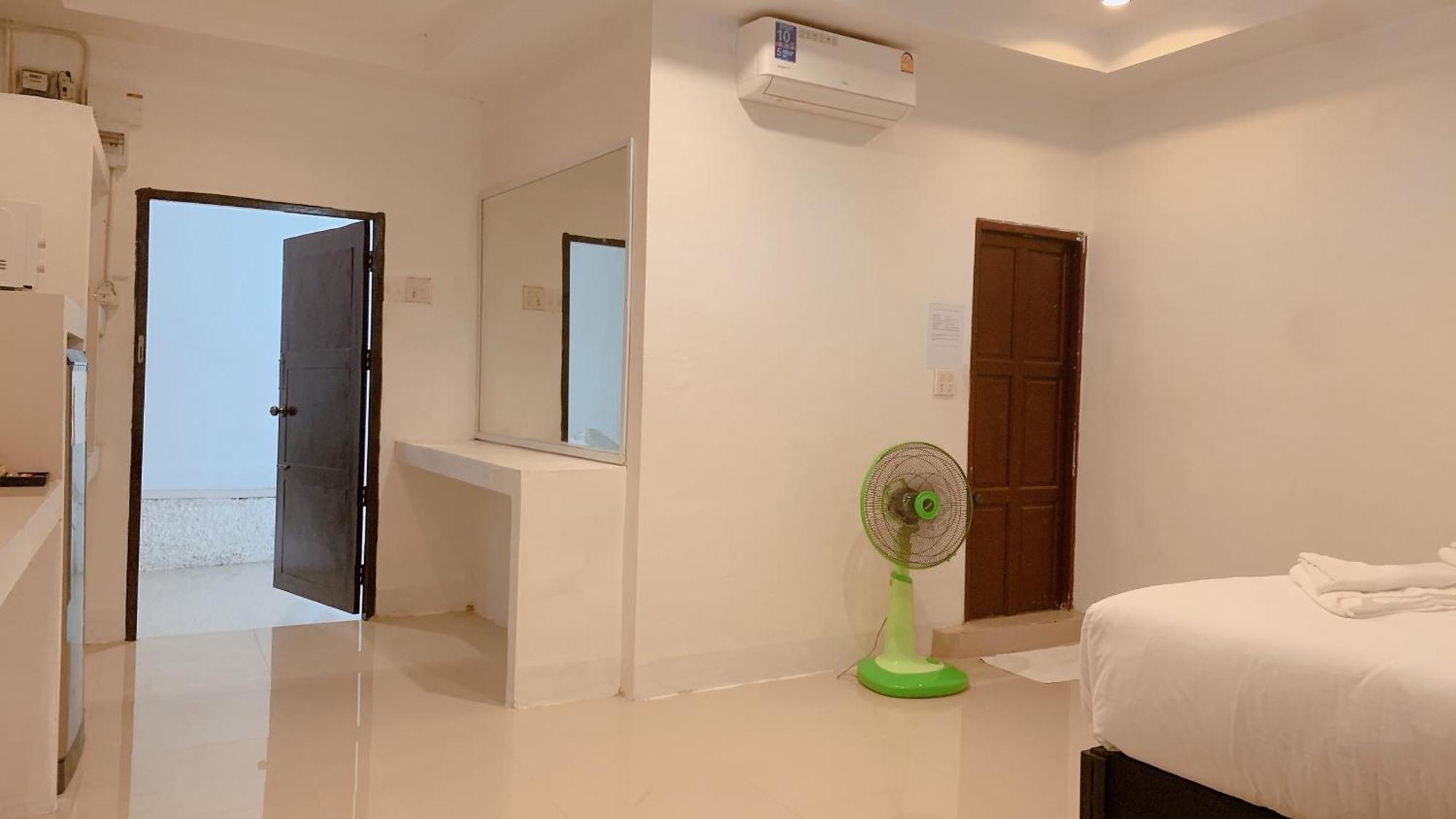 Amazing Inn Тау Экстерьер фото