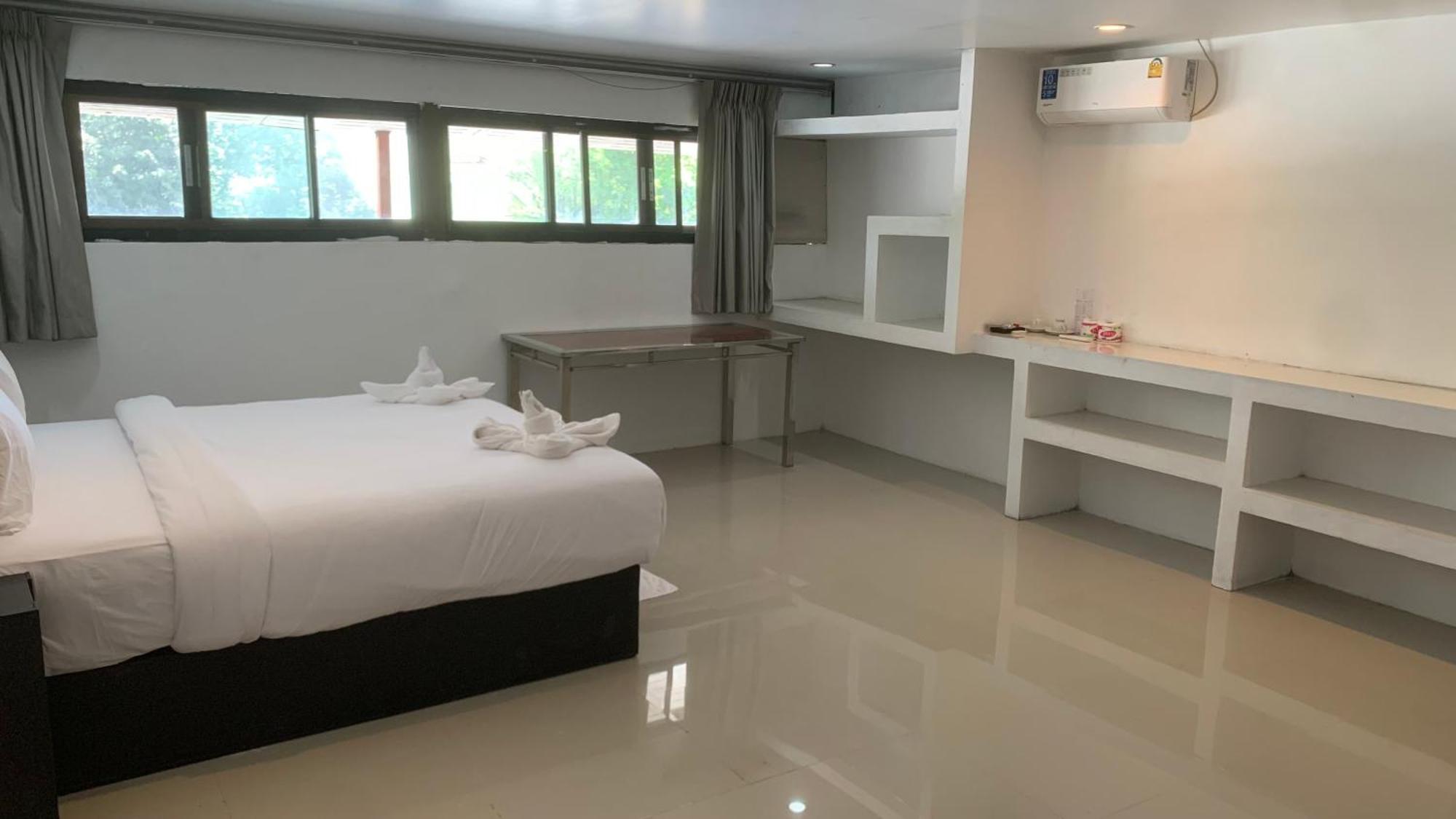 Amazing Inn Тау Экстерьер фото