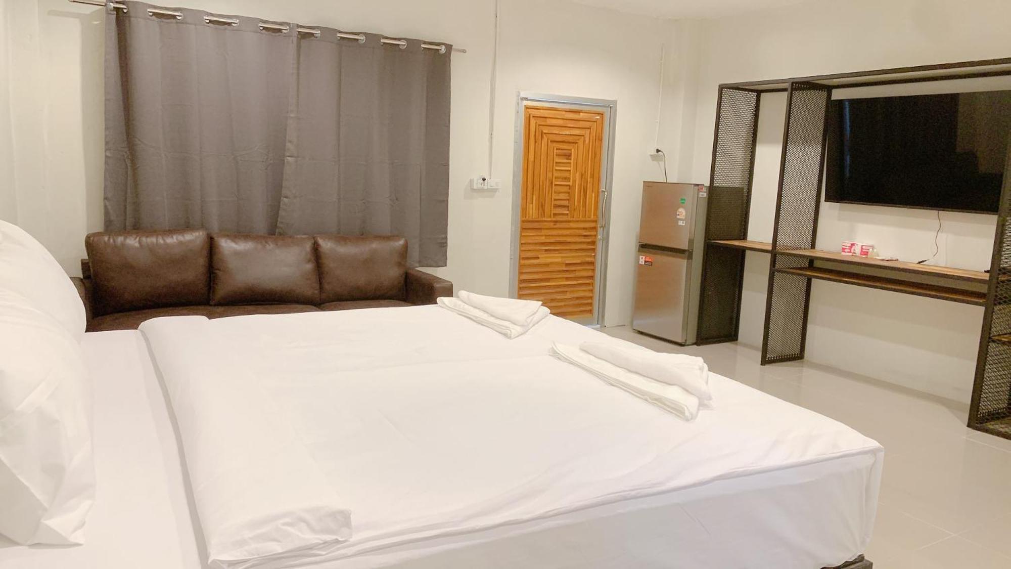 Amazing Inn Тау Экстерьер фото